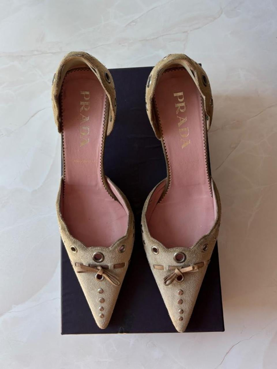 Prada EU 37.5 Authentic Light Brown Suede Pointed Toe Kitten Heel Mule