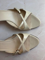 Gucci US 8 Ivory Leather Sandal