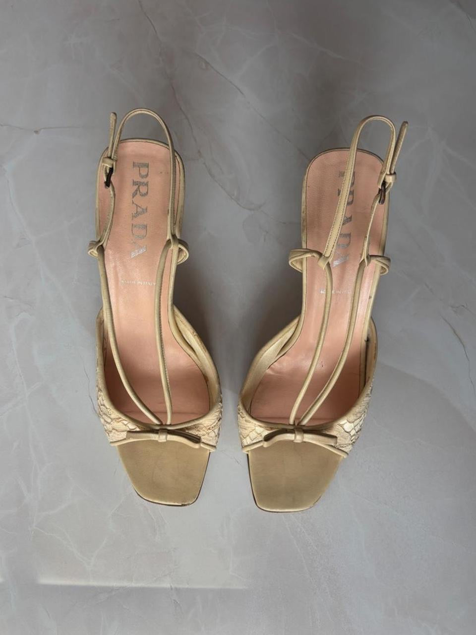 Prada EU 39 Cream Lace Leather Bow Square Toe Slingback