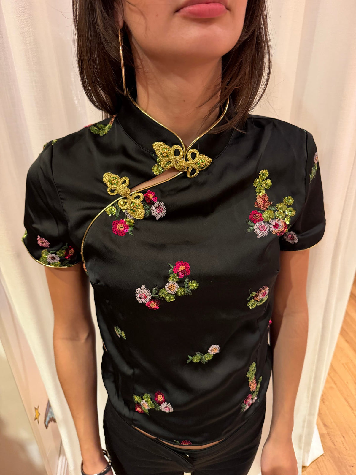 Black tang style top with floral details tuv #125678