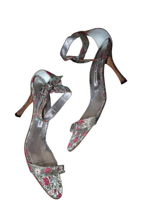Manolo Blahnik floral print heels with crystal embellished buckle (39)