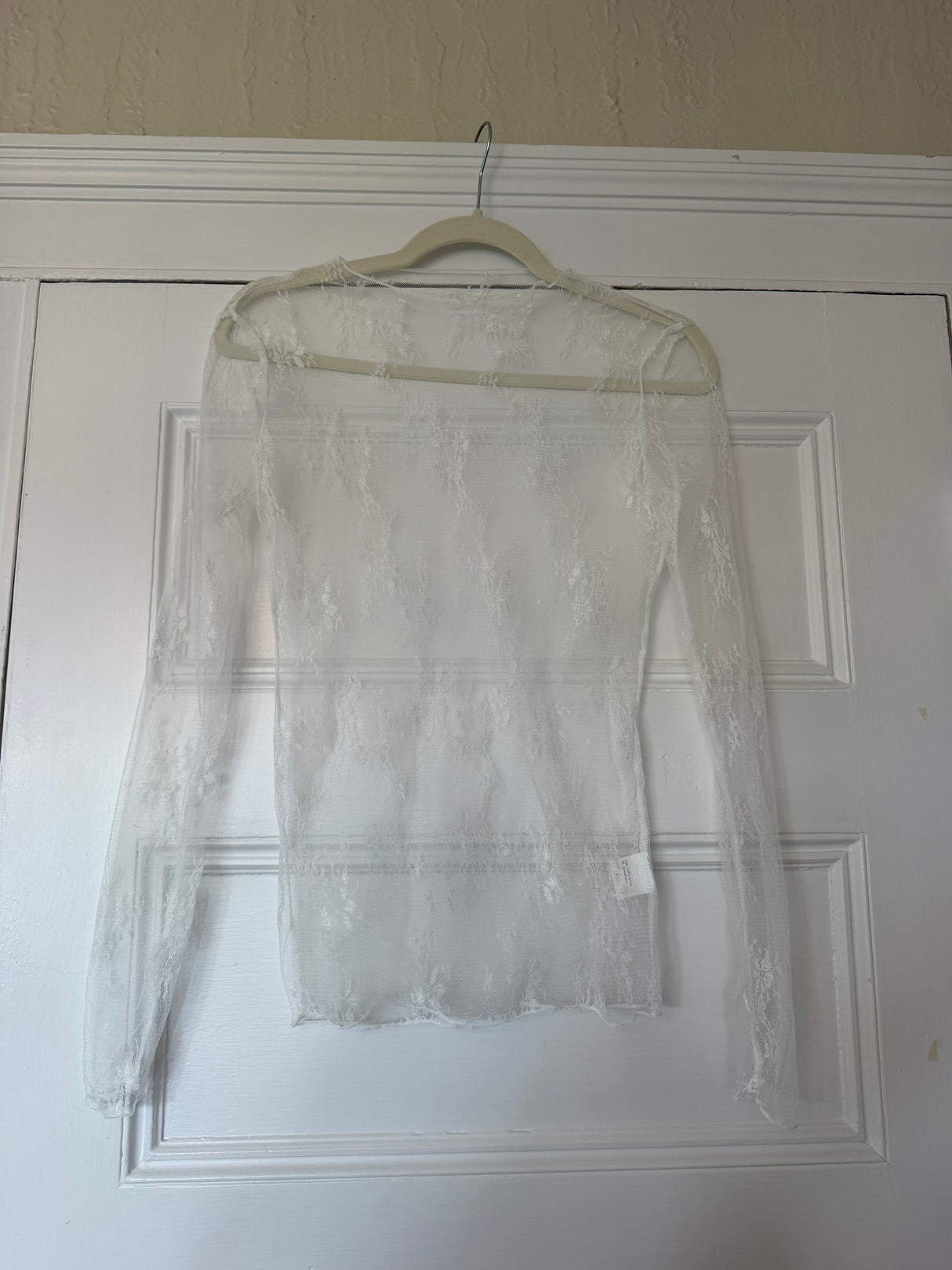 White long sleeve sheer top - sku TUV #115667