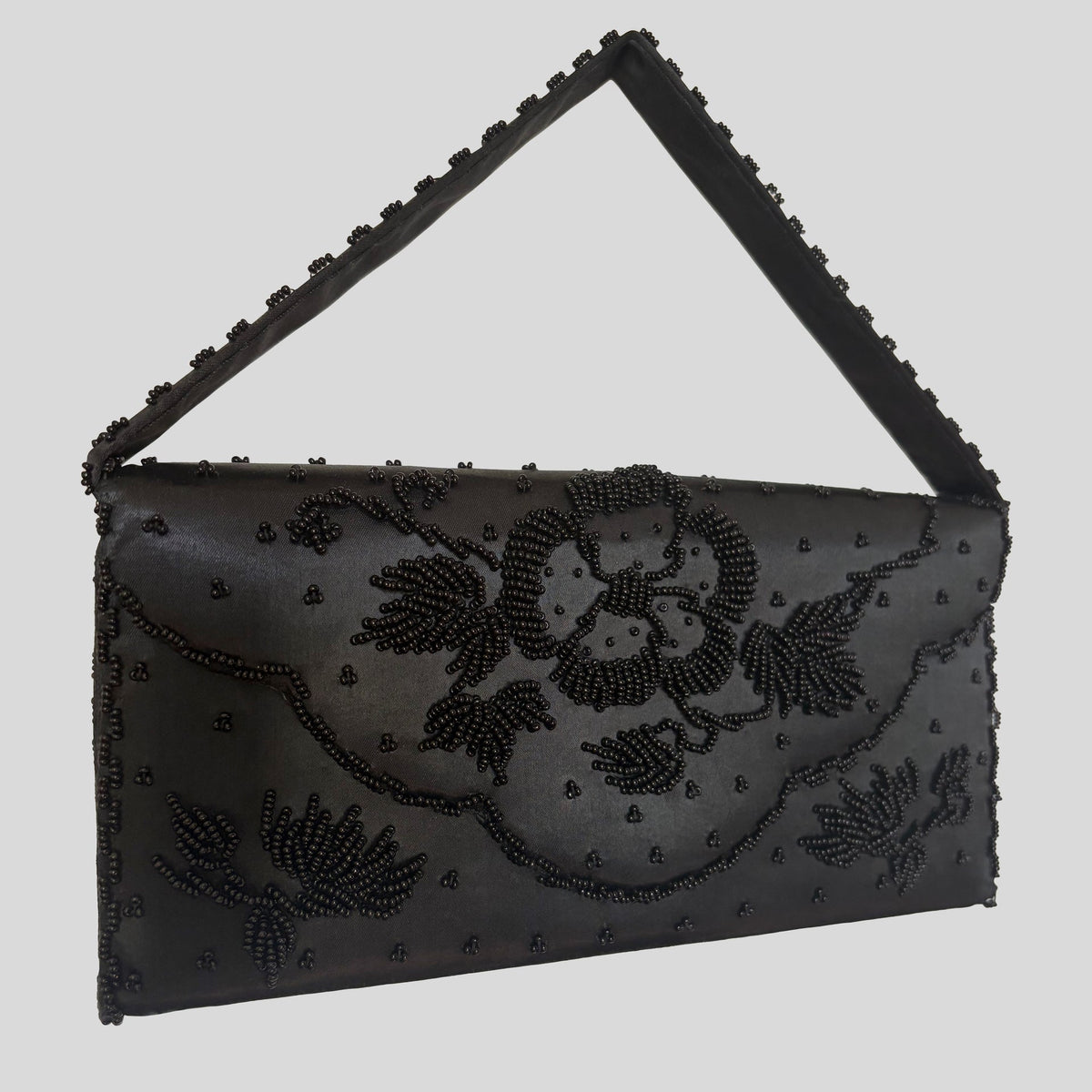 Beaded clutch in black