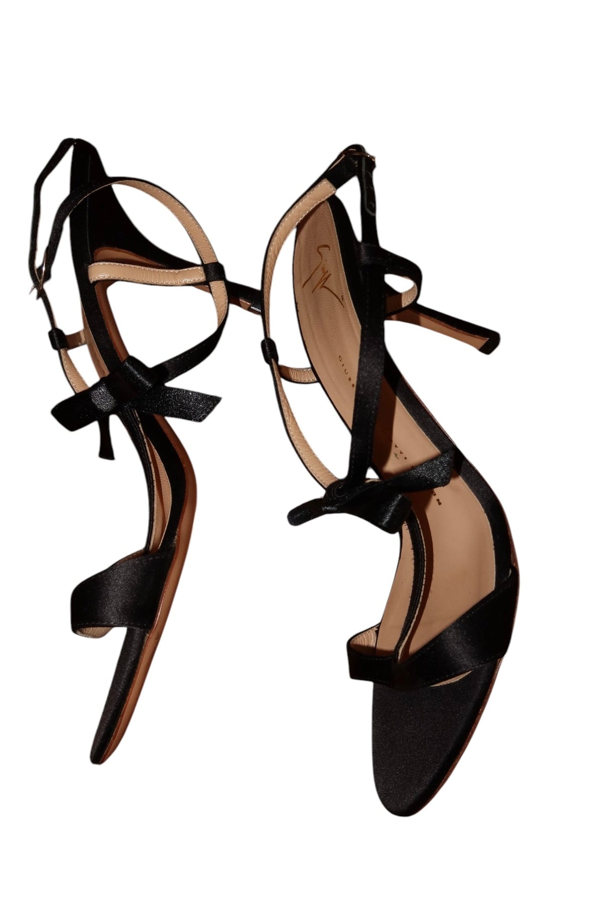 Giuseppe Zanotti black satin heels with bow details (39.5)