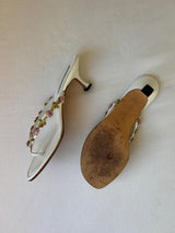Manolo Blahnik EU 36 White Leather Floral Thong Kitten Heel Sandal