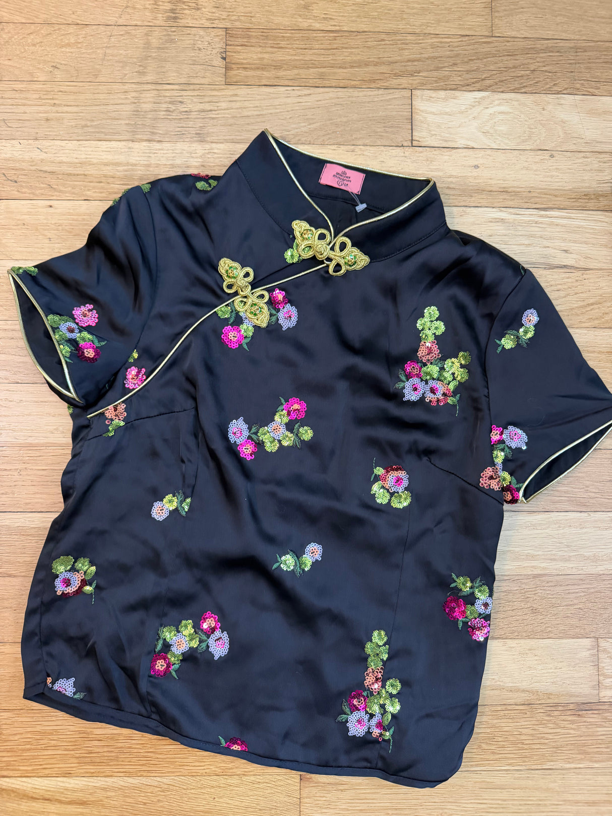 Black tang style top with floral details tuv #125678