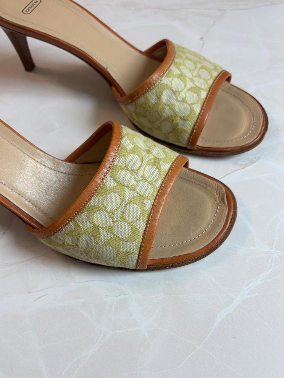 Coach US 8.5 Apple Green Signature C Monogram Canvas Open Toe Kitten Heel