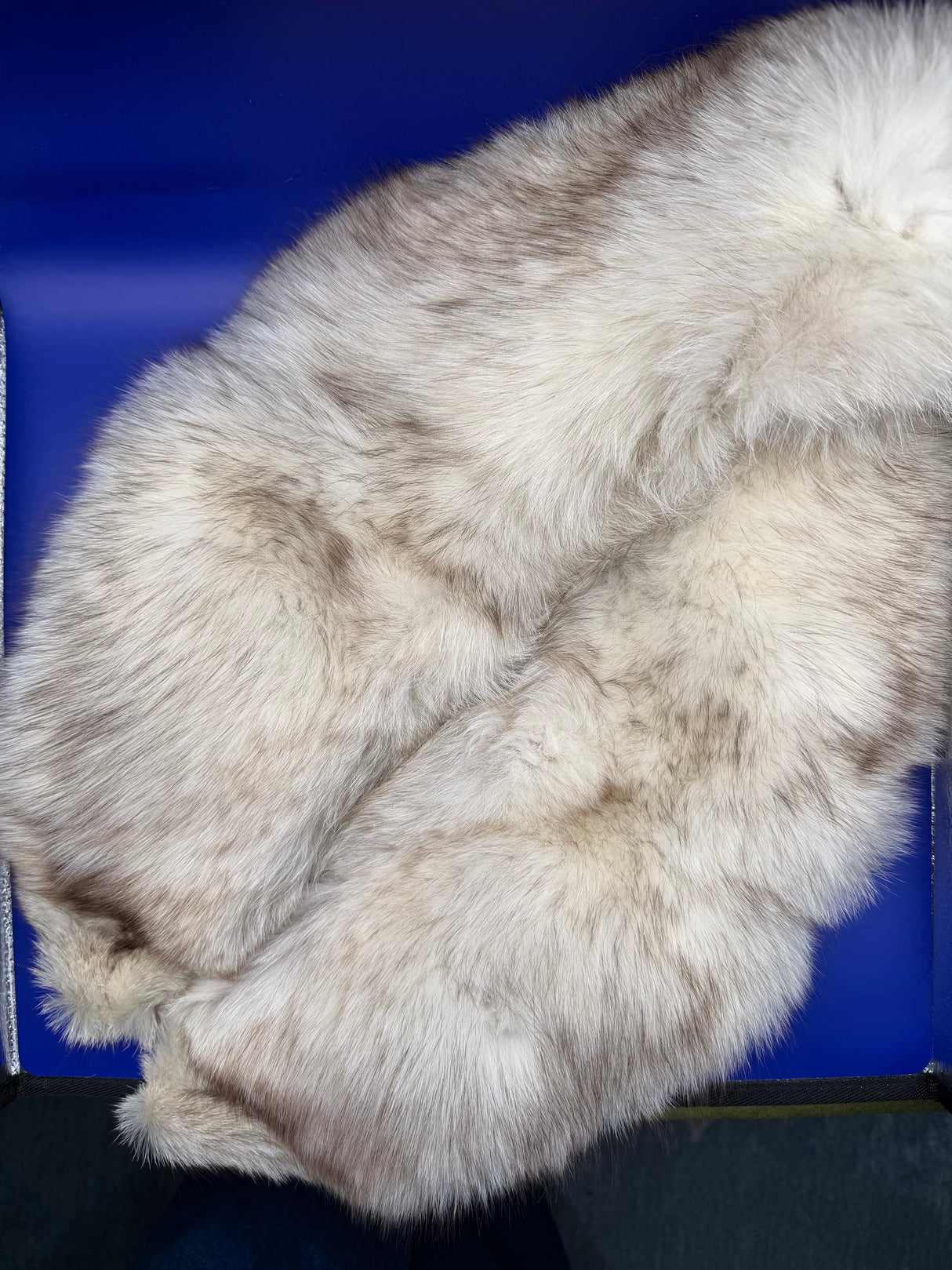 Luxurious Vintage White Fox Fur Lapel