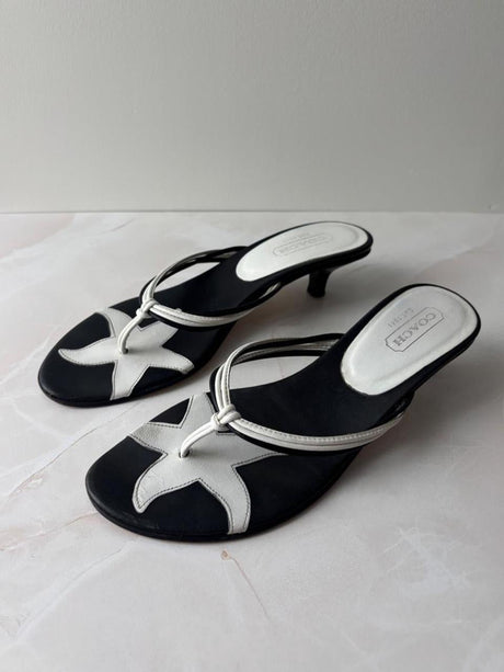 Coach US 8.5 Black and White Leather Open Toe Thong Sandal