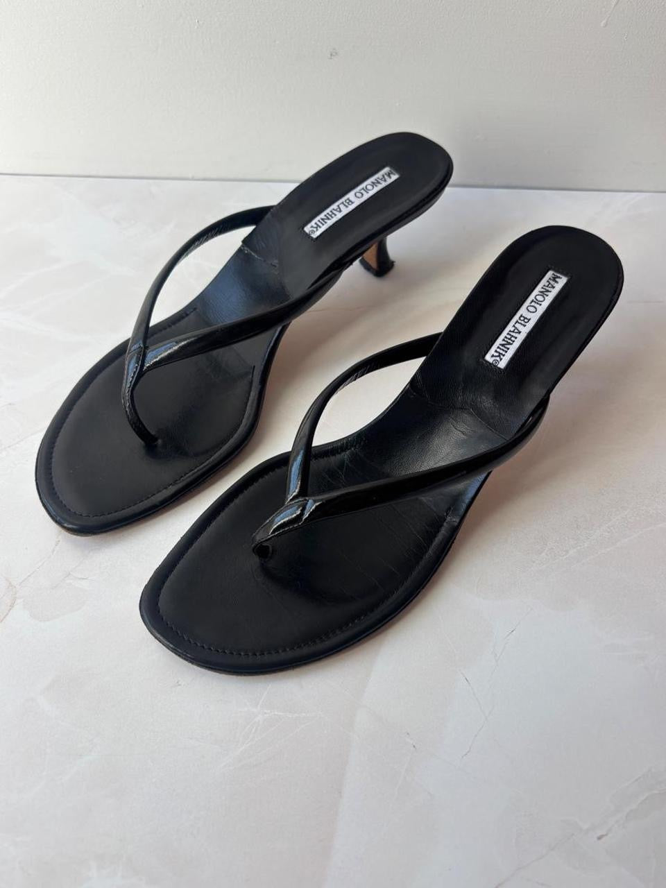 Manolo Blahnik EU 39 Black Patent Leather Sandal