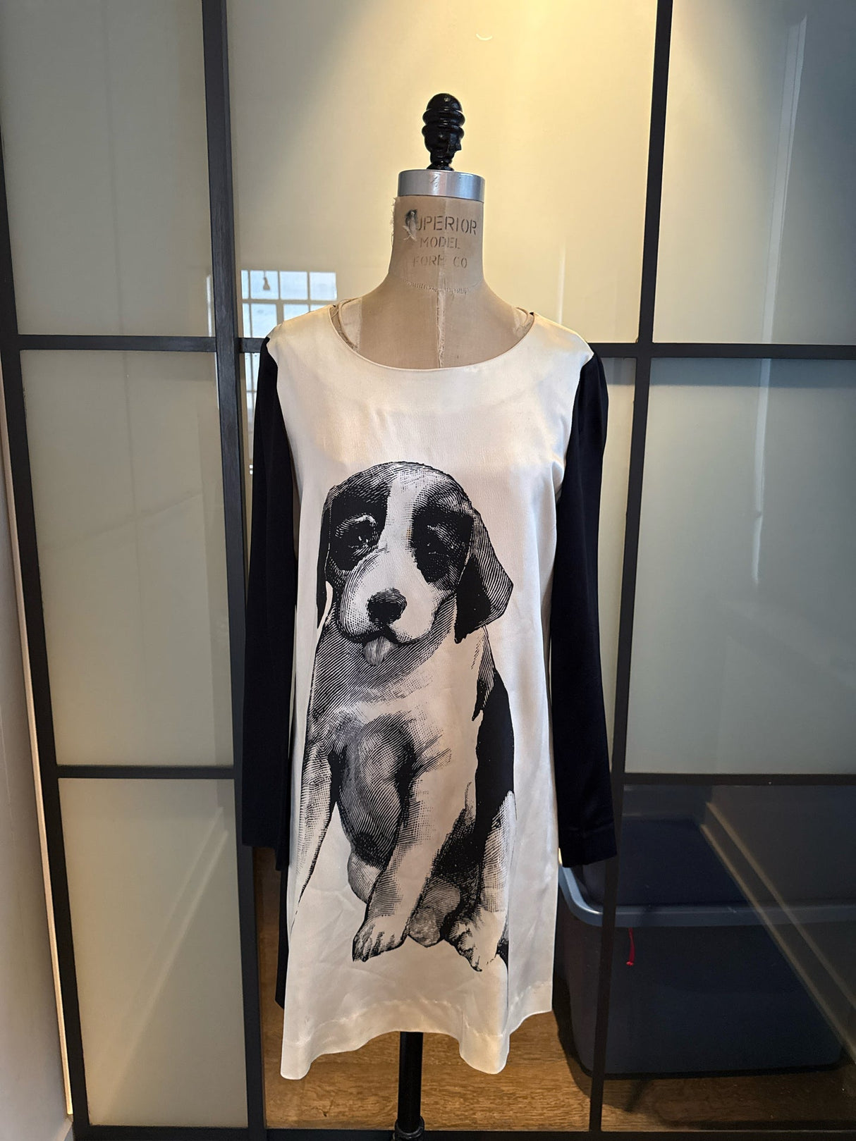 Moschino Cheap & Chic Size 8 Black & Ivory Puppy Dog Dress