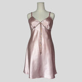 Silky pattern trim slip