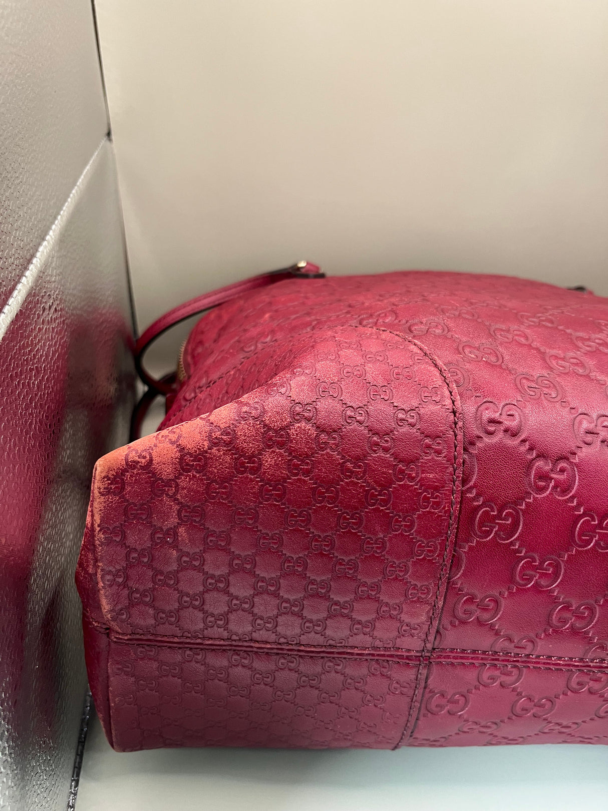 Vintage Y2K Red Gucci Bree Guccissima Tote Bag