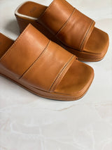 Coach US 5.5 Tan Leather Square Toe Slide Sandal