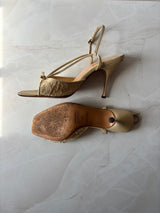Prada EU 39 Cream Lace Leather Bow Square Toe Slingback