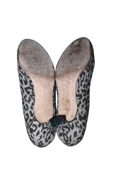 Manolo Blahnik light gray leopard kitten heels with bows (41)