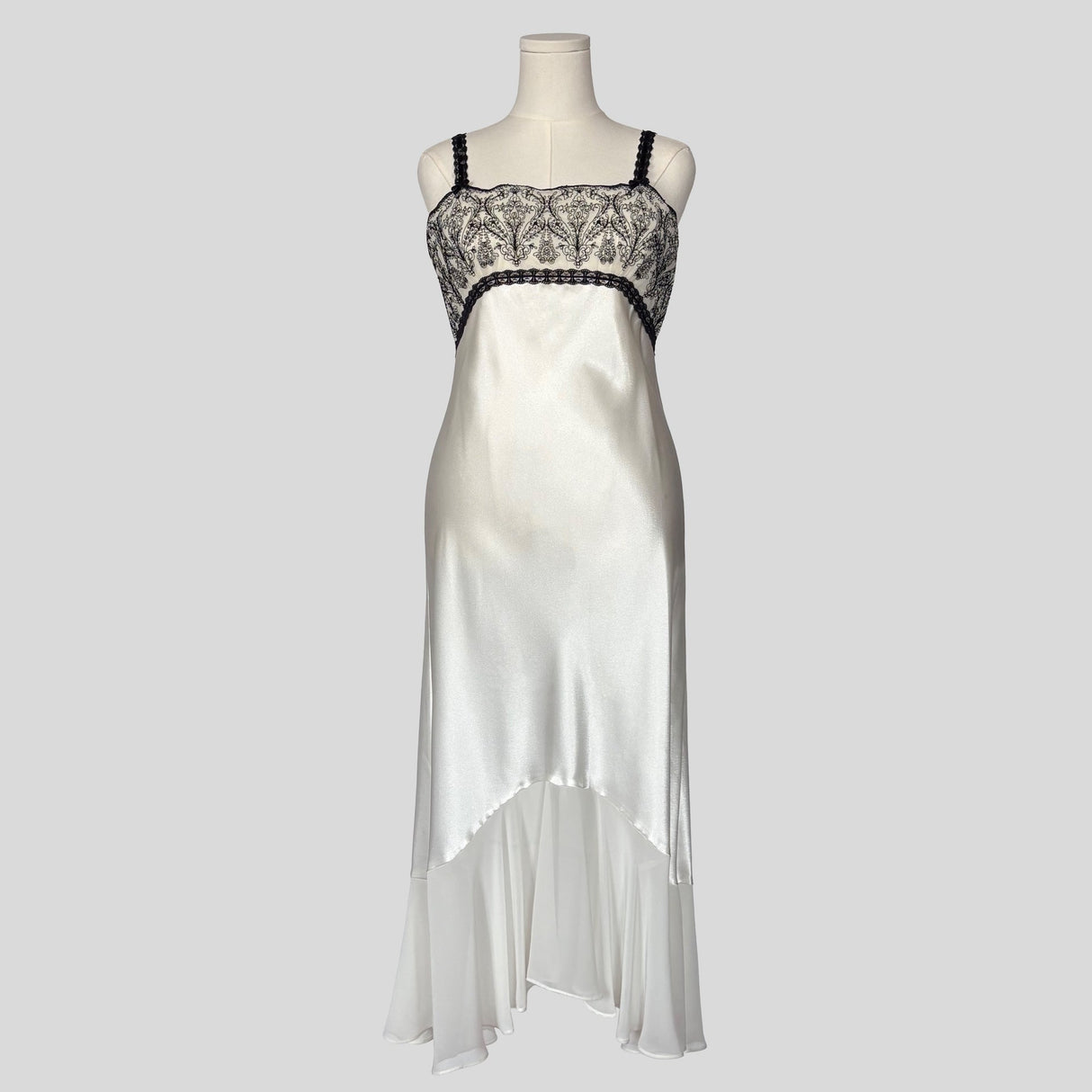 Lace bust bridal gown