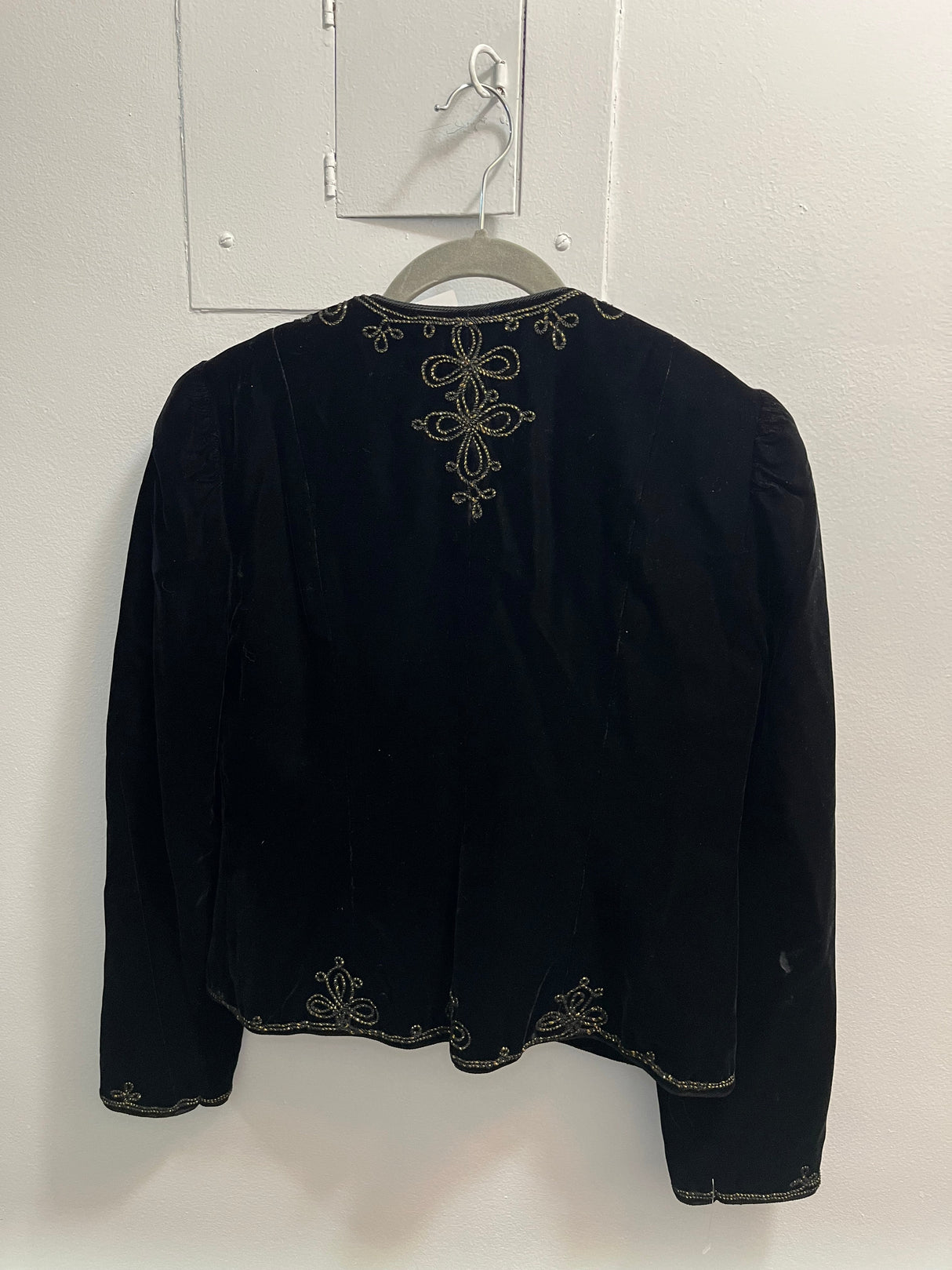 Vintage Oscar de La Renta Velvet Blazer with Gold Embroidered Detail size 6