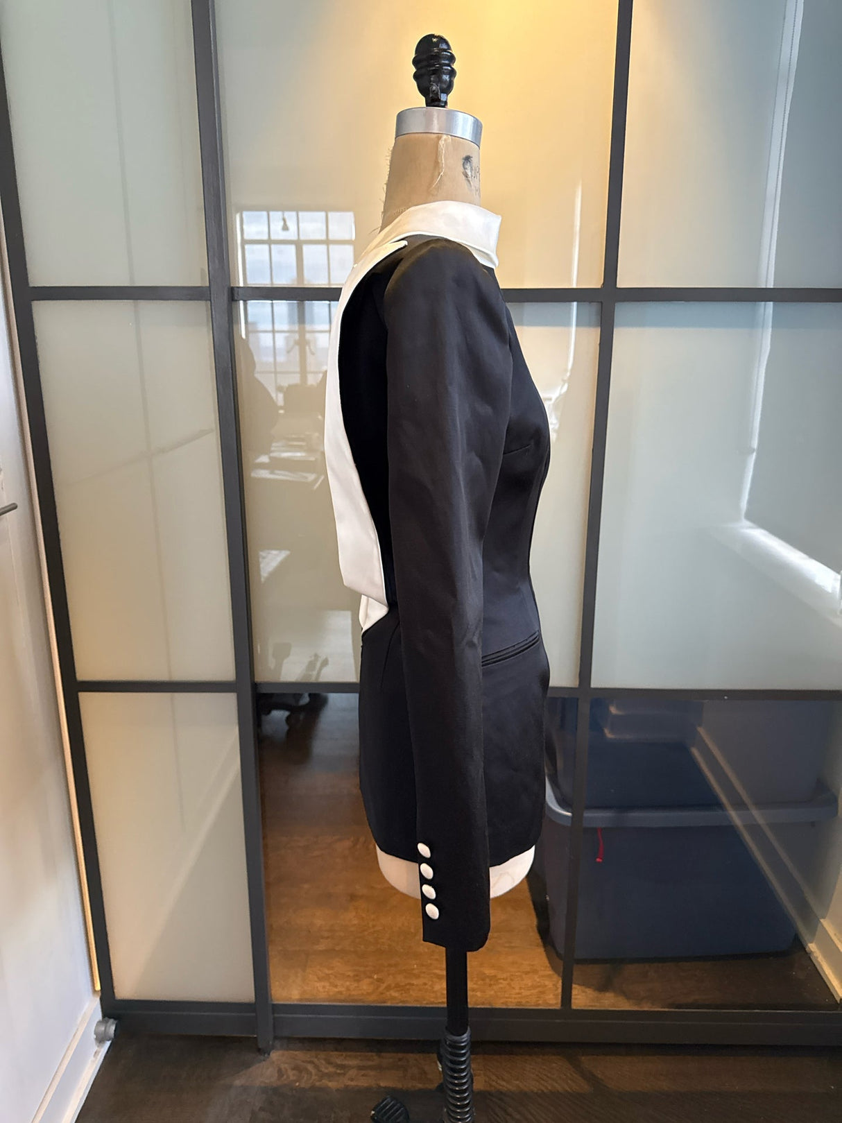 LaQuan Smith Size XS Black & White Tuxedo Dress NWT
