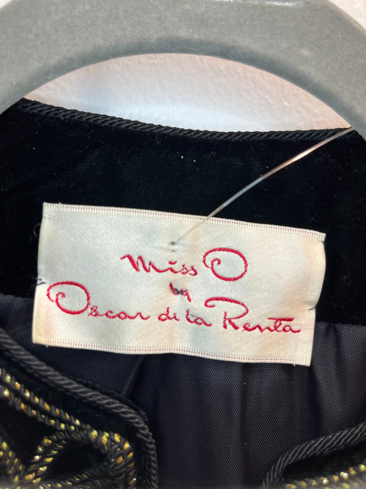Vintage Oscar de La Renta Velvet Blazer with Gold Embroidered Detail size 6