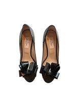 Valentino black patent leather heels with bow details (36.5)