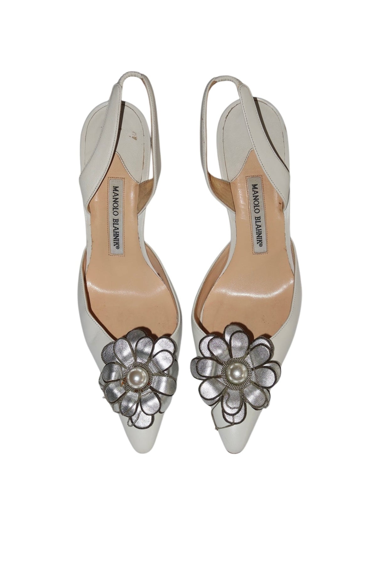 Manolo Blahnik white heels with flower detail (36.5)