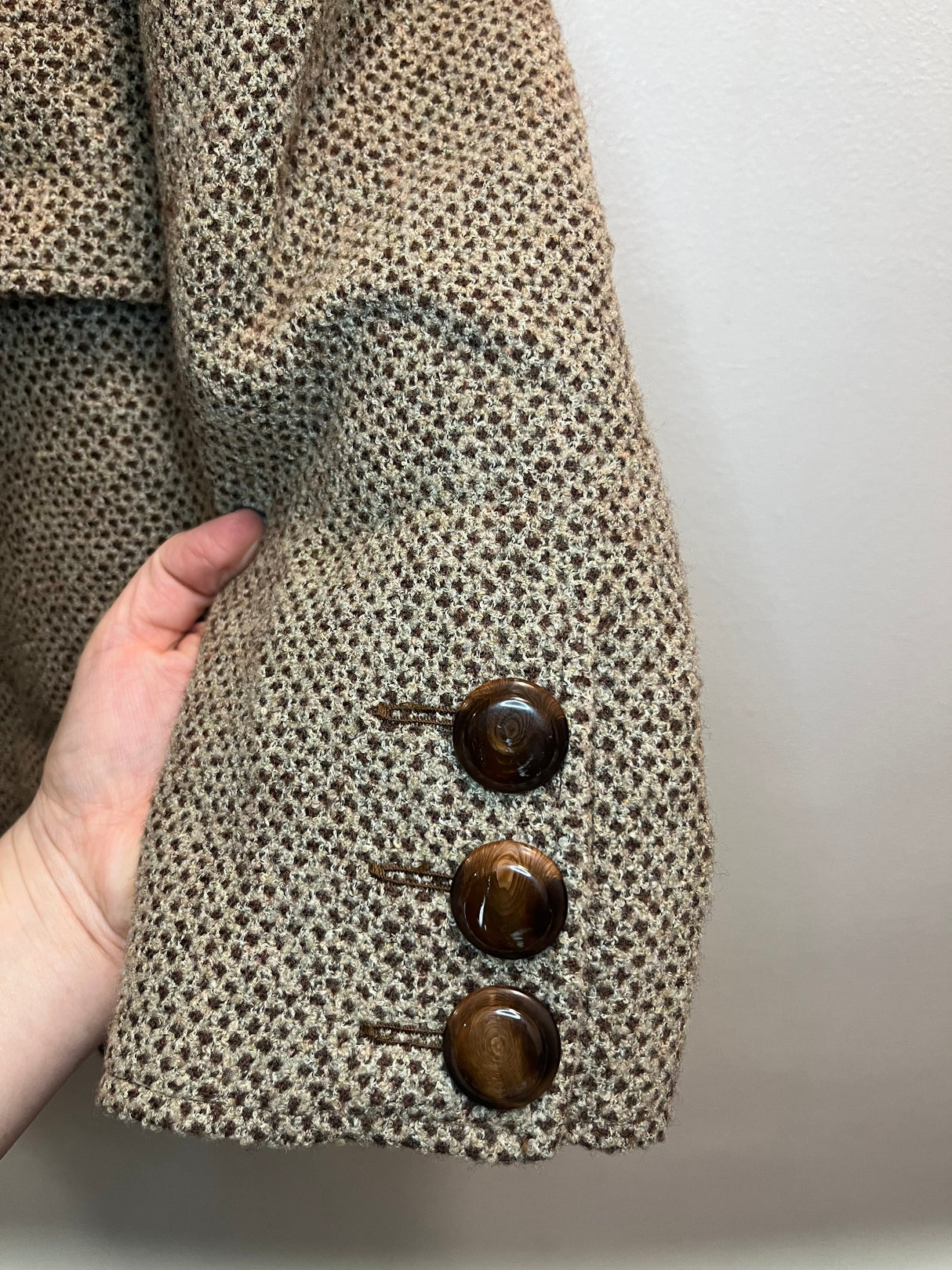 Valentino boutique Brown Tweed blazer with brown and gold details size 8