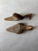 Manolo Blahnik EU 39.5 Tan Pony Hair Fur Trim Pointed Toe Kitten Heel Mule