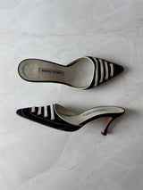 Manolo Blahnik EU 38 Black Suede Lace Up Pointed Toe Kitten Heel Mule