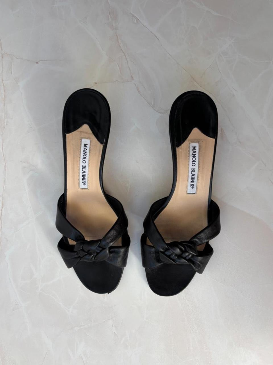 Manolo Blahnik EU 39.5 Black Leather Braided Knot Kitten Heel Sandal