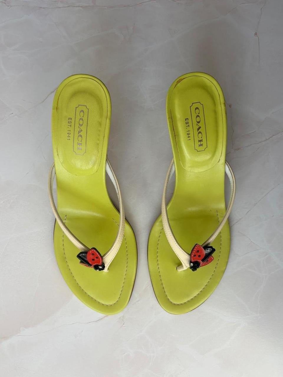 Coach US 9 Rare Ladybug Green Leather Thong Sandal