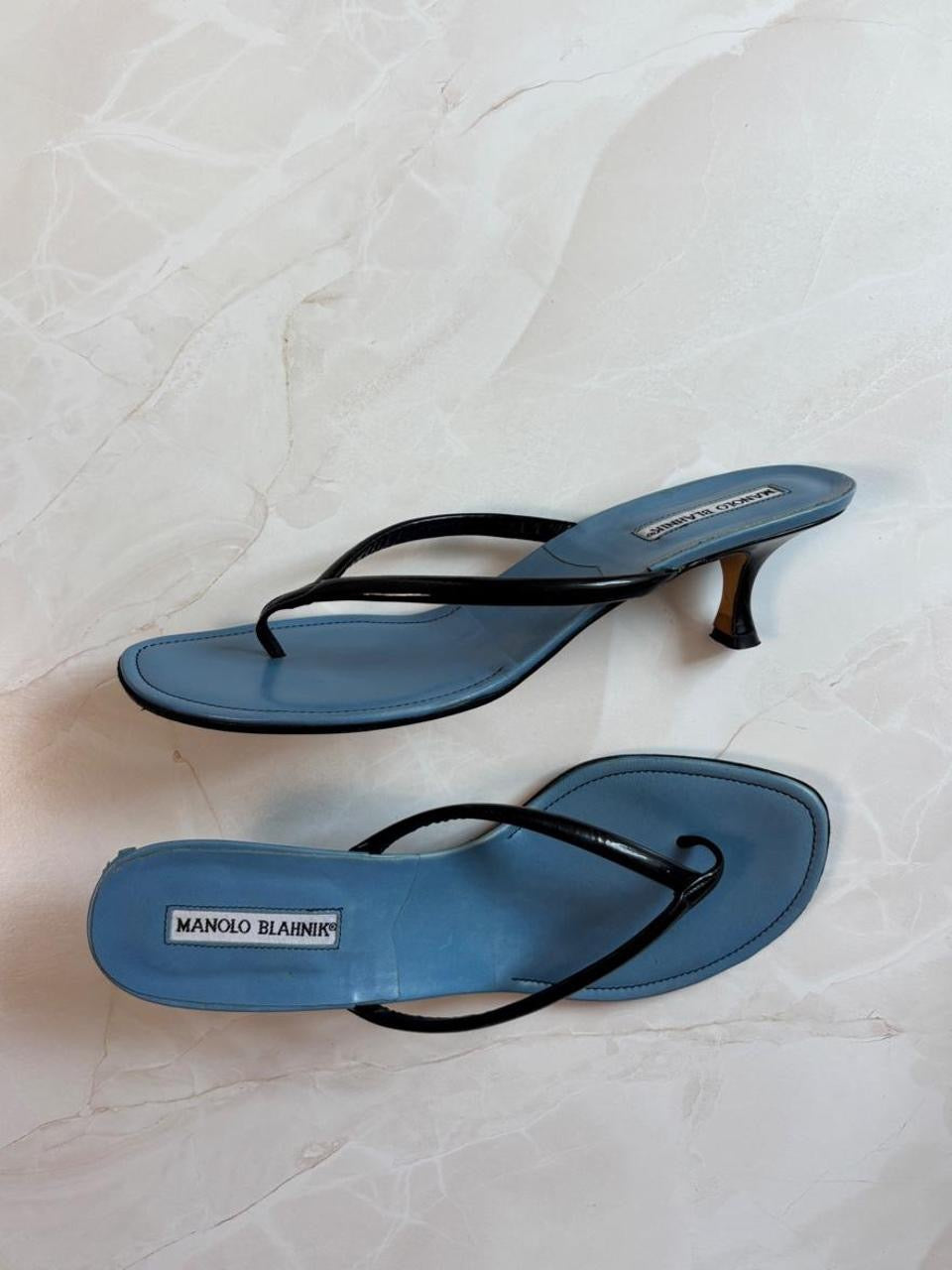 Manolo Blahnik EU 42 Black Patent Leather Thong Sandal