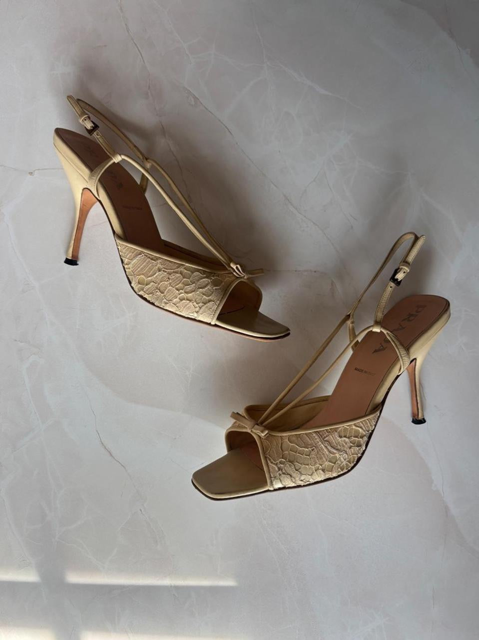 Prada EU 39 Cream Lace Leather Bow Square Toe Slingback