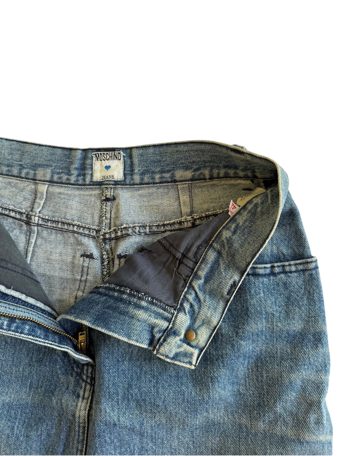Moschino denim skirt with zipper details (sz 42)