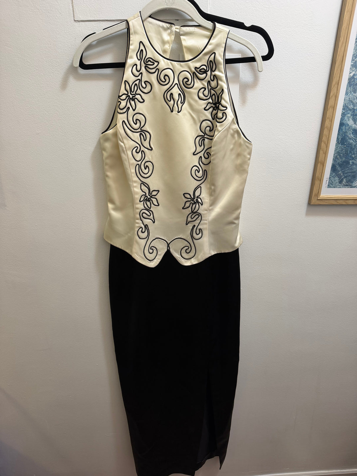 Jessica McClintock for Gunne Saxe white and black evening gown