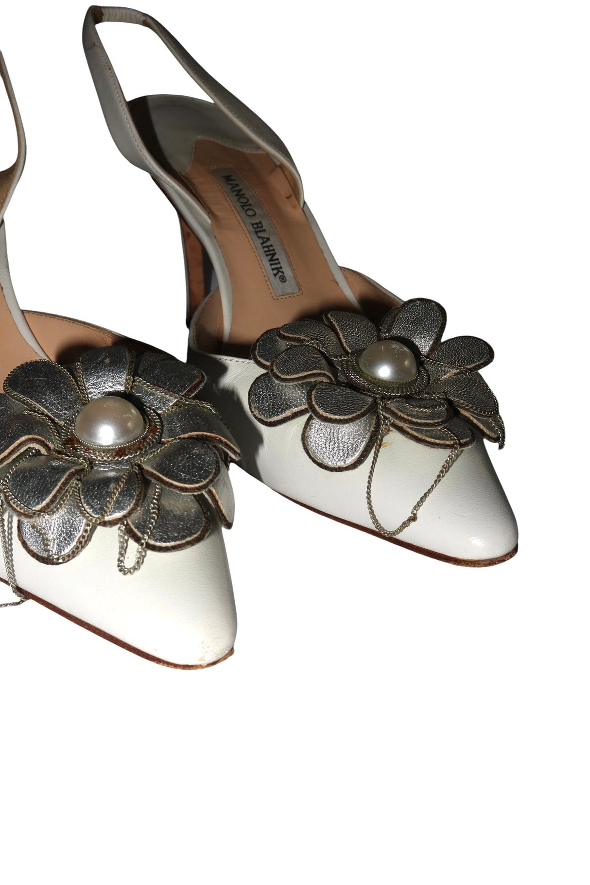 Manolo Blahnik white heels with flower detail (36.5)