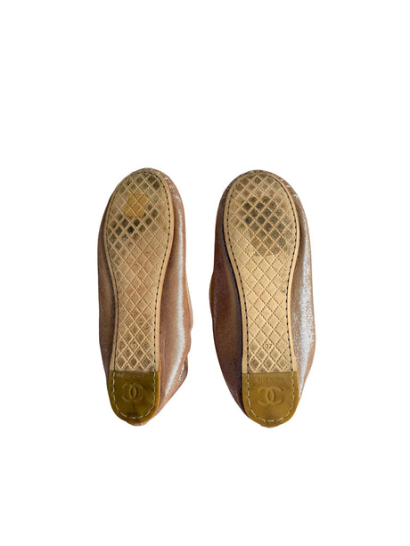 Chanel metallic rose gold ballerina flats (37)