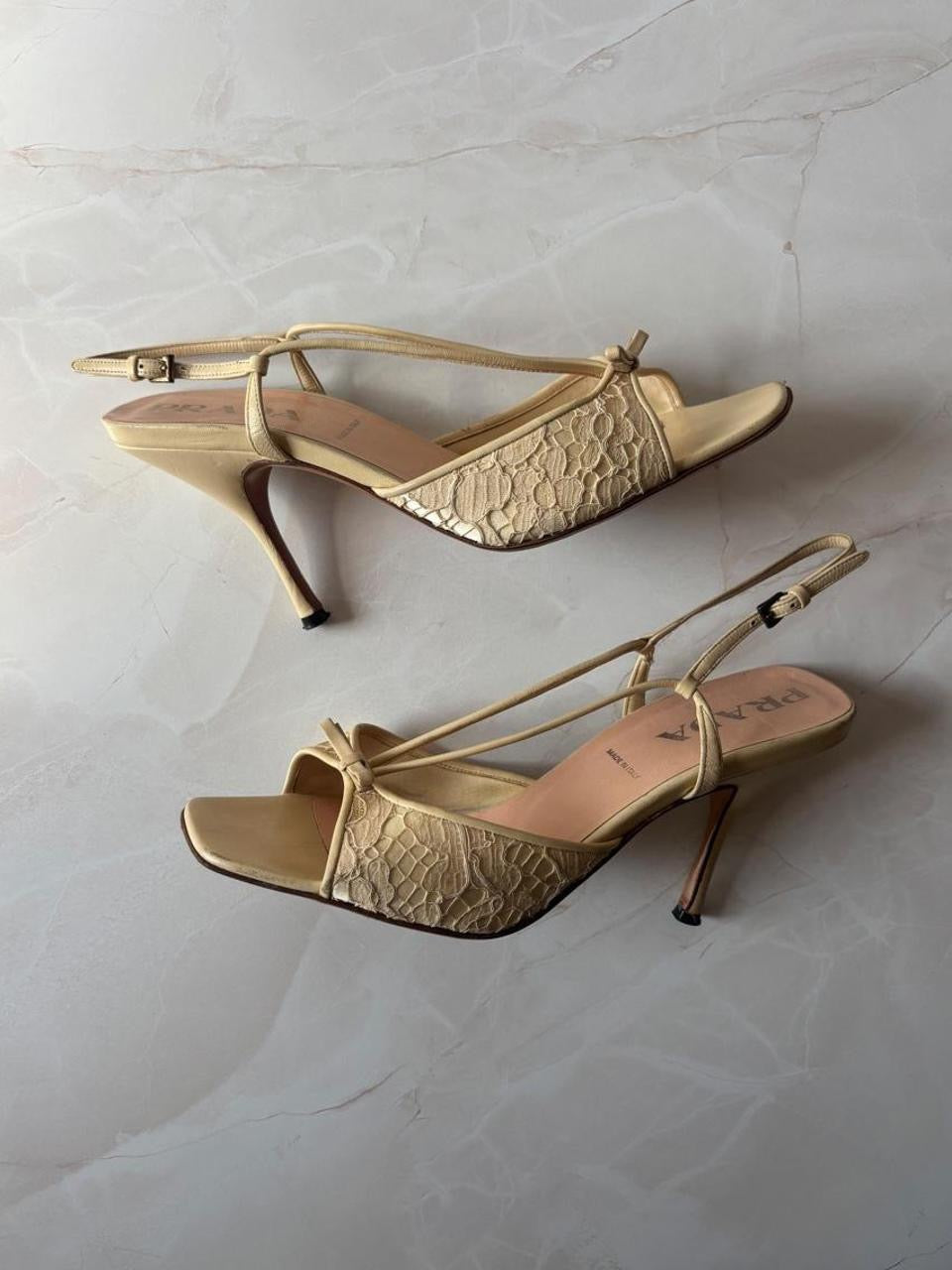 Prada EU 39 Cream Lace Leather Bow Square Toe Slingback