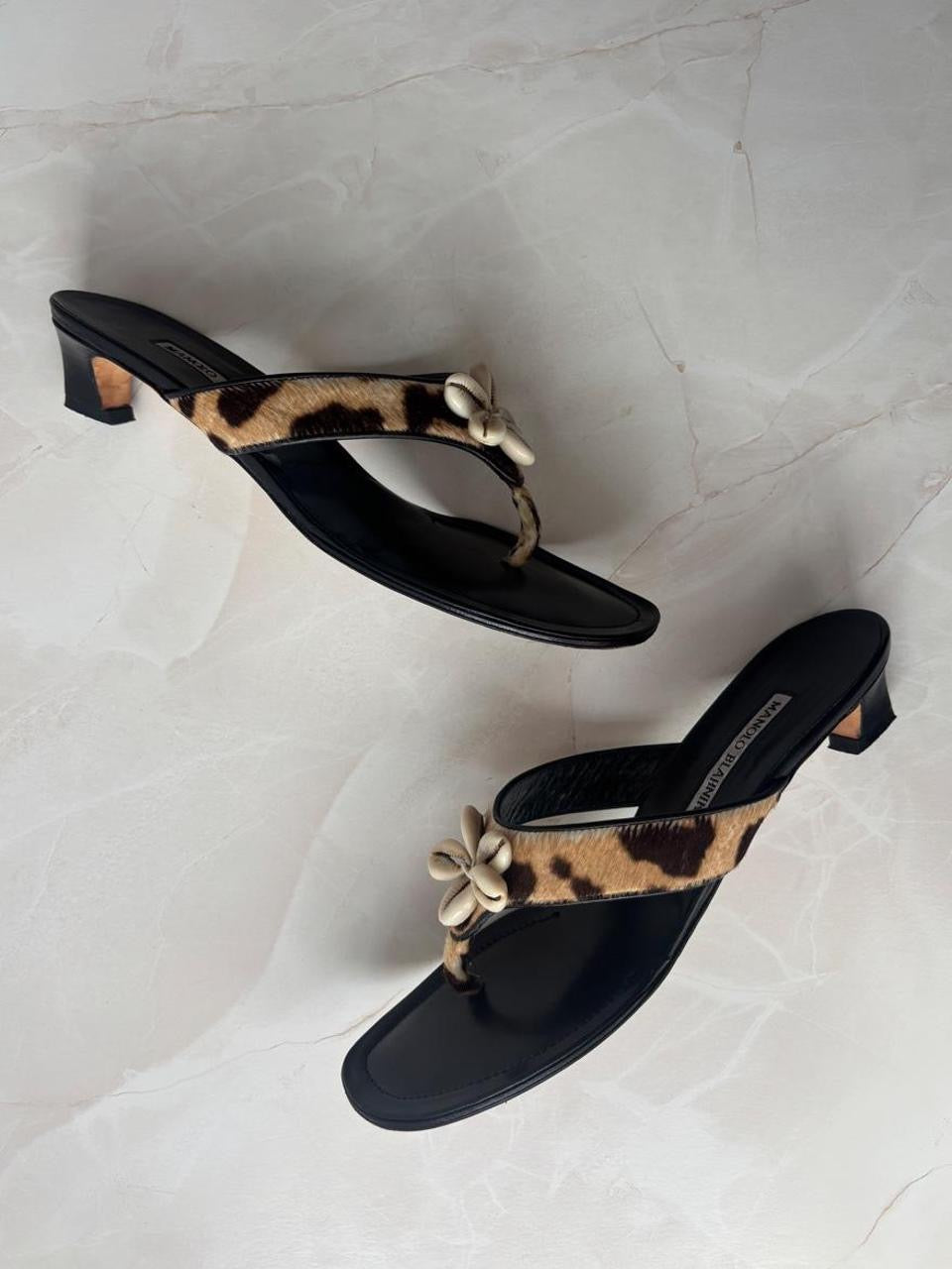 Manolo Blahnik EU 39.5 Leopard Calf Hair Kitten Heel