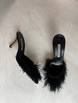 Manolo Blahnik EU 39 Black Satin Ostrich Feather Pointed Mule