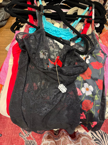 Victoria’s Secret Black Lace tank size Medium
