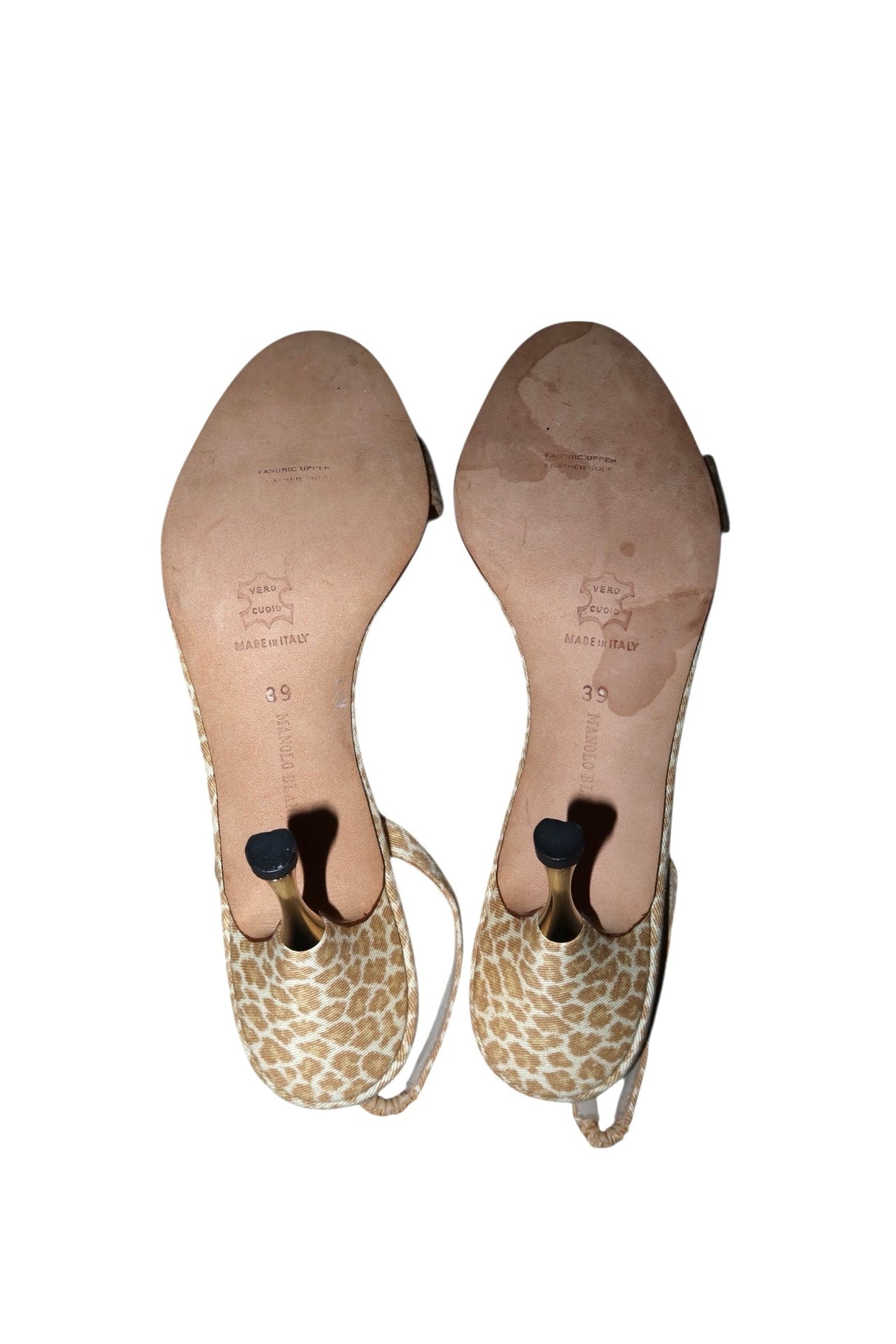 Manolo Blahnik leopard canvas slingback heels (39)