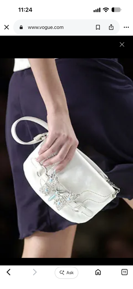 Authentic Vintage Valentino Garavani Spring/Summer 2004 Rhinestone Butterfly Lambskin Leather Shoulder Bag – Pastel Lilac