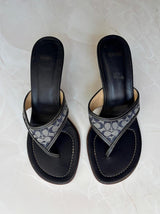 Coach US 9.5 Navy Monogram Canvas Thong Sandal