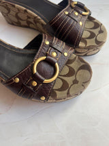 Coach US 8.5 Tan/brown Monogram Canvas Open Toe Wedge Mule
