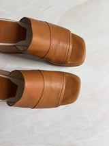 Coach US 5.5 Tan Leather Square Toe Slide Sandal