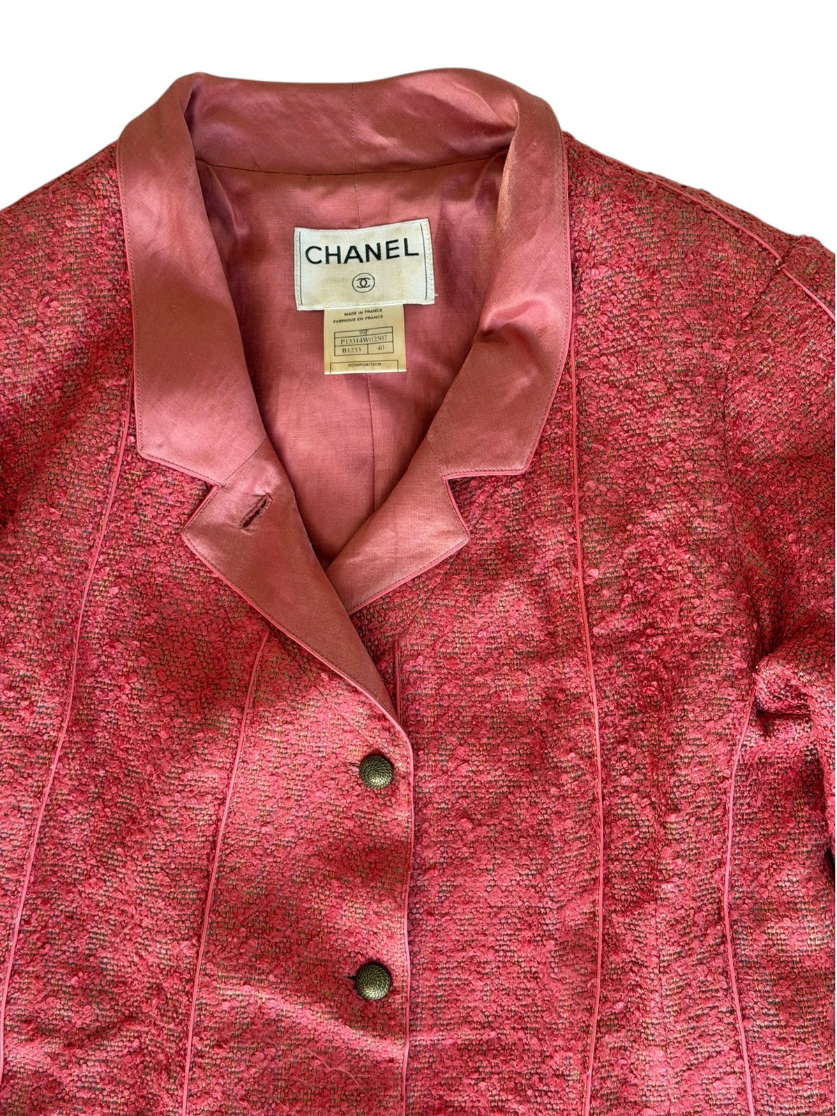 Chanel 1999 pink tweed jacket with iridescent satin neck (40)