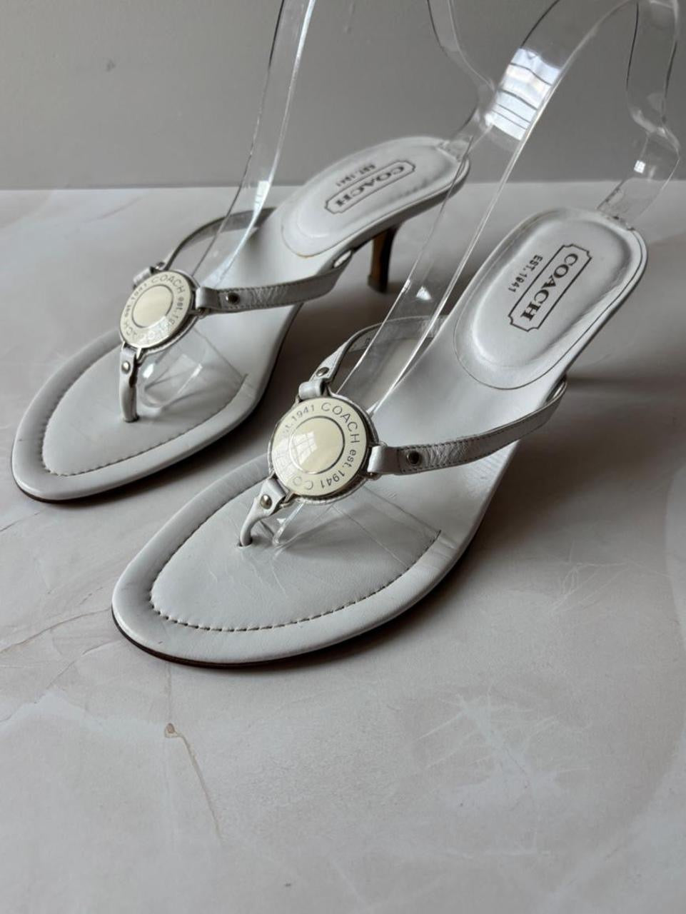 Coach US 8 White Leather Thong Sandal