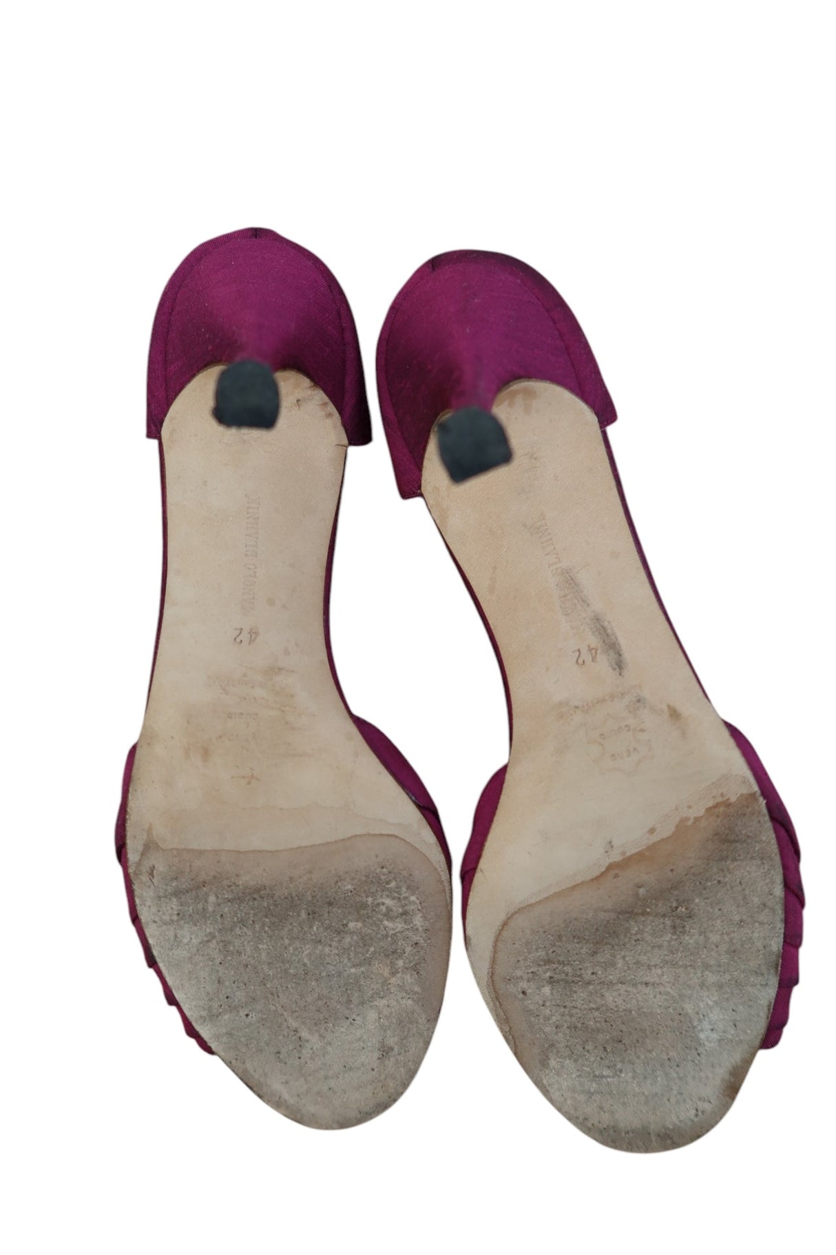 Manolo Blahnik Sedaraby embellished heels (42)