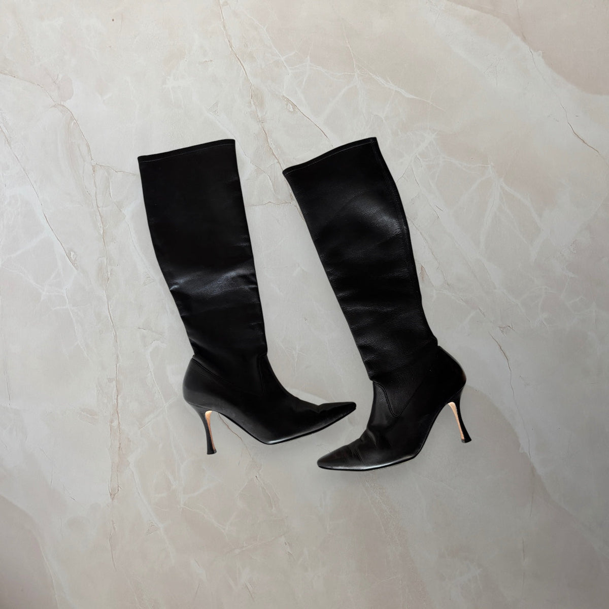 Manolo Blahnik EU 35.5 Black Leather Pointed Toe Knee High Boot